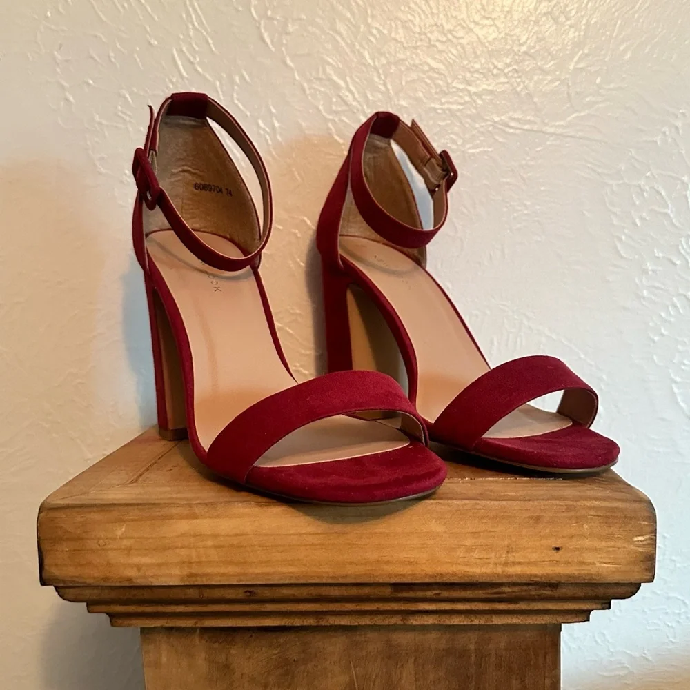 ASOS New Look Block Heel Sandal, Size 9 - Picture 1 of 8
